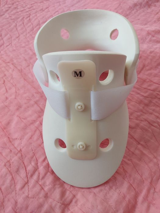 Бандаж для шеи .