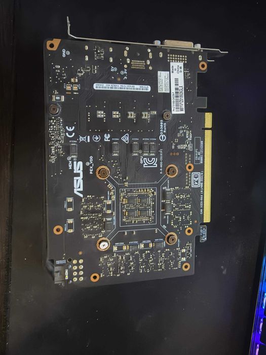 Procesor Intel® Core™ i5-10400F I GTX 1650 4GB