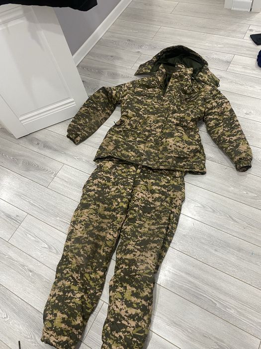 Продам бушлат комбинезон 54 размер