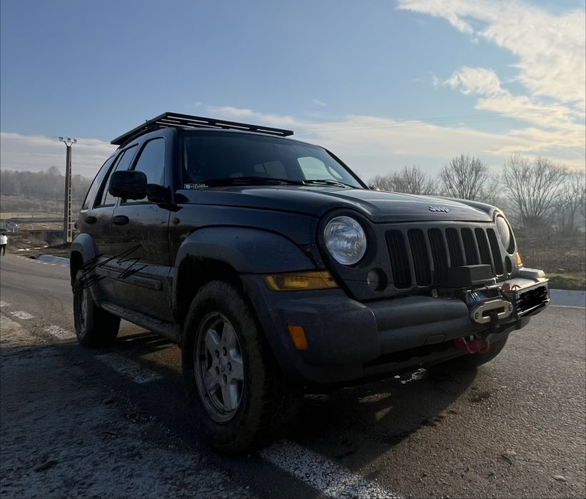 Vând Jeep Cherokee KJ 2006 – 2.8 CRD – Cutie automată