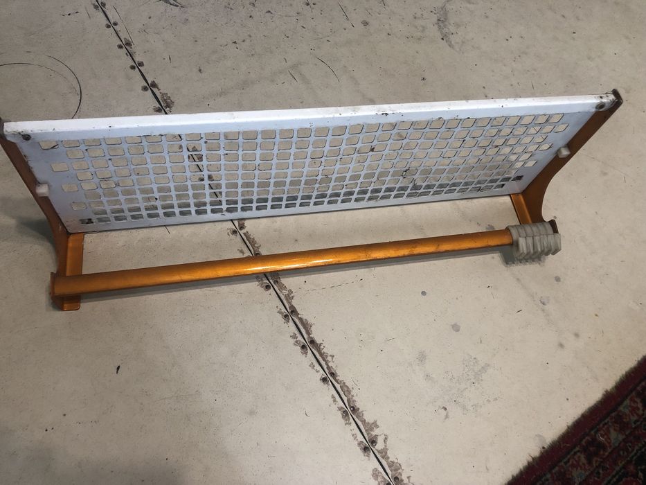 Вешалка в прихожую.