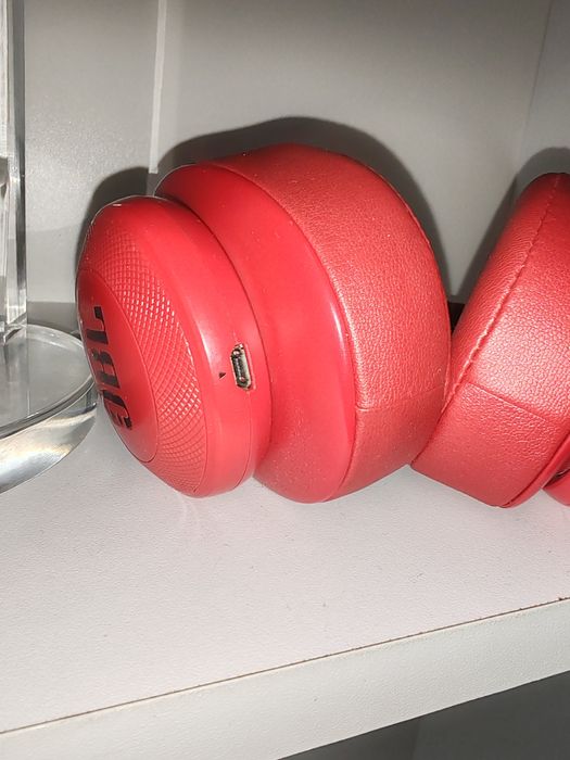 JBL E55BT  casti bluetooth over-ear