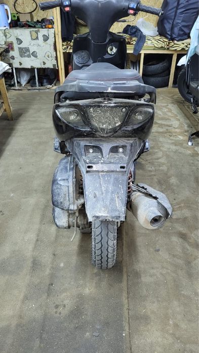 Продам скутер  150 куб