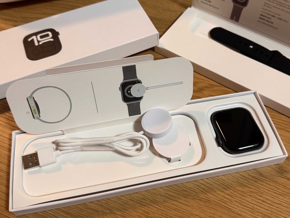 Apple Watch Series 10 46mm - Jet Black / Rose Gold / Silver