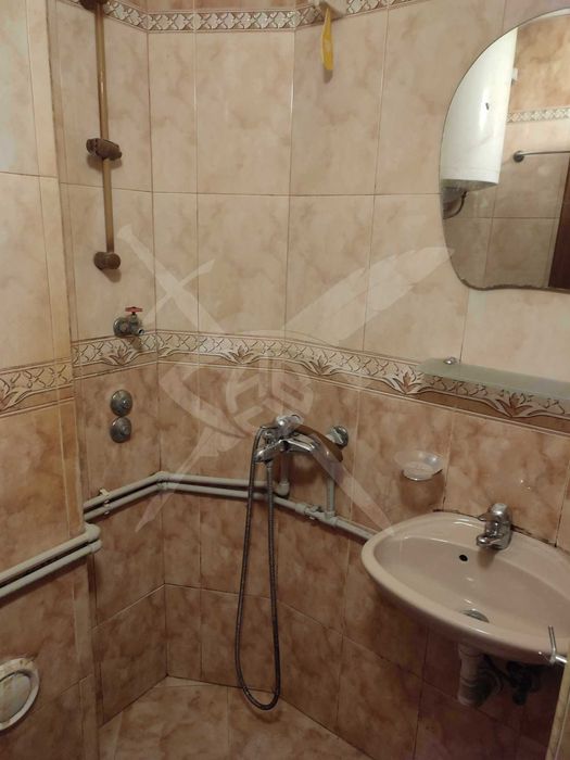 Дава се под наем Едностаен апартамент в к.к. Св.Св. Константин и Елена - 36 кв.м за 199.41 € - Снимка #5