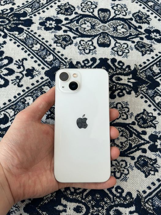 iPhone 13 128GB White в идеальном состоянии