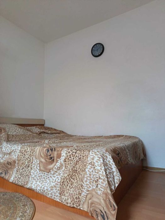 OCAZIE!Vand apart 2 camere ,50 mp, mobilat si utilat,cu CT,bloc din 1980, Nicolina,aproape de Pallas