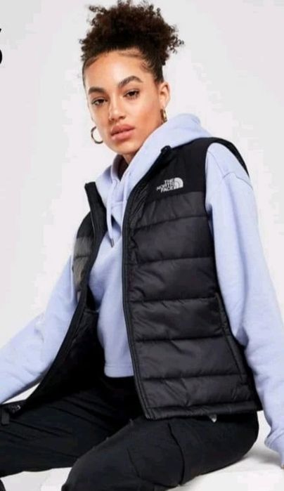 The North face оригинално елече за 10/12г