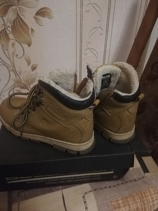 Зимни юношески обувки номер 36