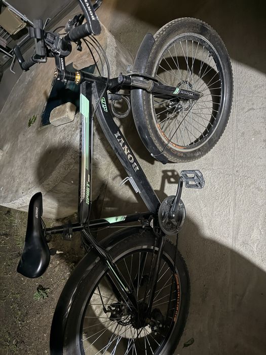 Skuter drongo sotiladi