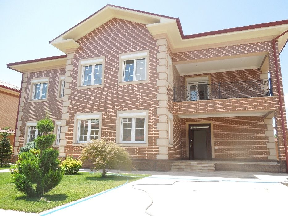 Дом Великолепная постройка высшего класса в отличном состоянии