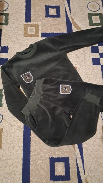 Продаются вещи для девочки