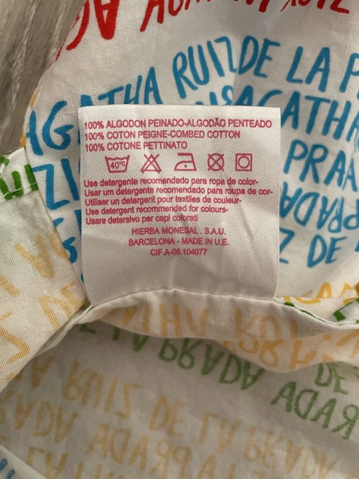 Față de perna Agatha Ruiz de la Prada