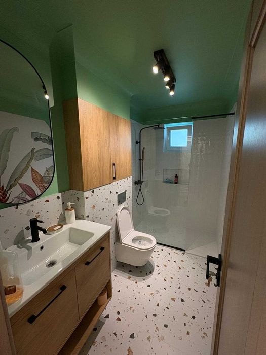 Ofer spre inchiriere apartament 4 camere modern, complet renovat, încălzire în pardoseală – zona Mărășești, Suceava