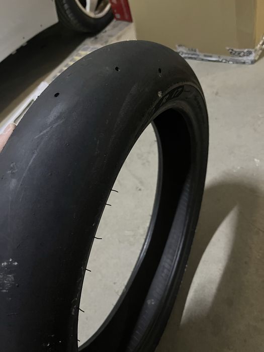 Мото слик 120/70 R17 Metzeler
