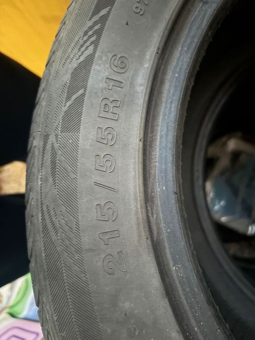 Шины летние б/у 215/55/16