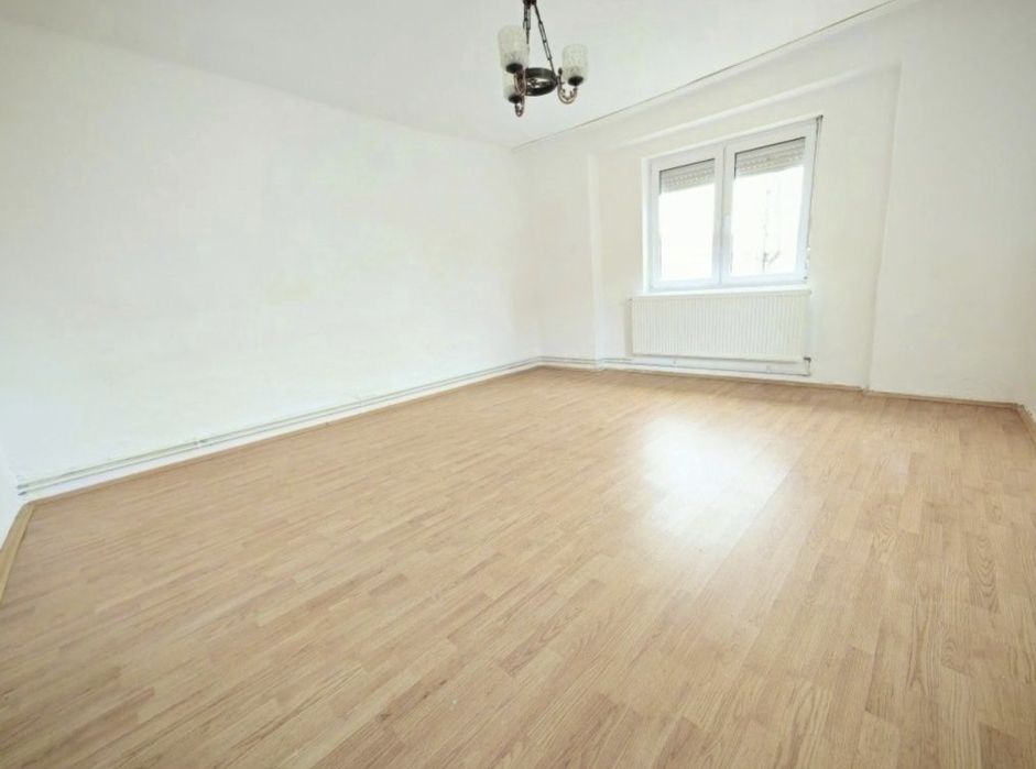 Proprietar, casa frumoasa, Zadareni, 810 mp, toate utilitățile