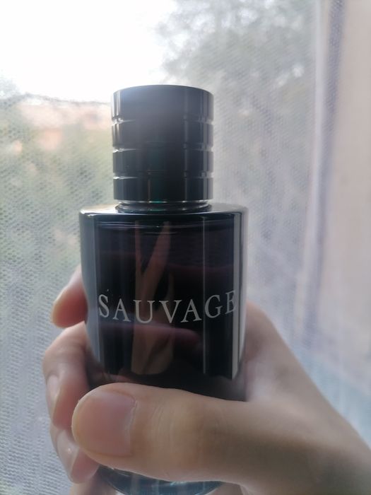 Продам парфюм диор