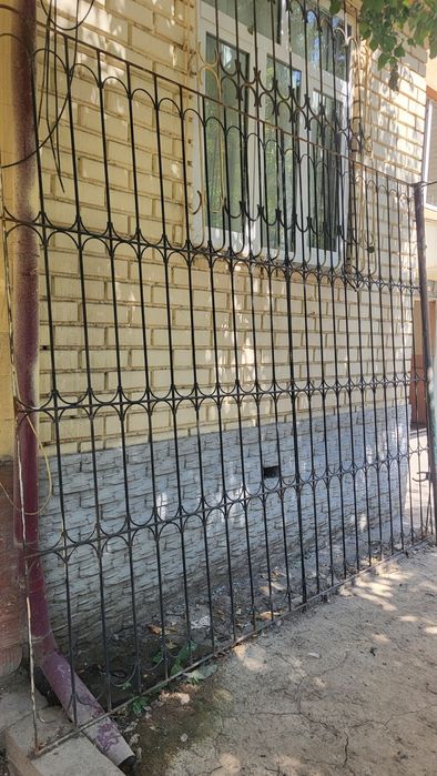 Продаётся решётка 2 × 3