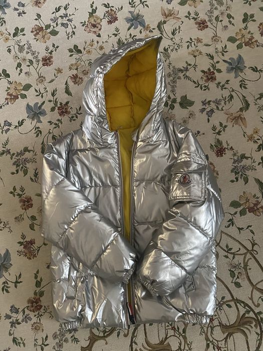 Куртка на девочку