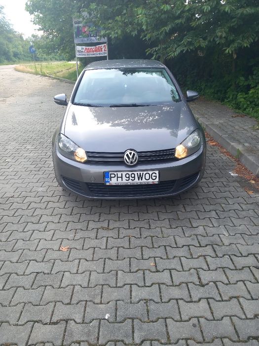 VOLKSWAGEN Golf 2010