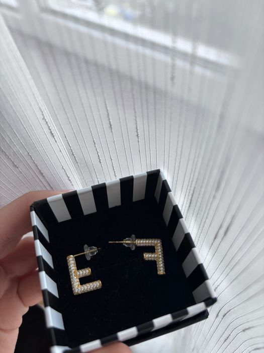 Cercei “F” F ENDI cristale