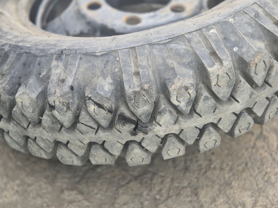 Шины Газ 52 2 штуки