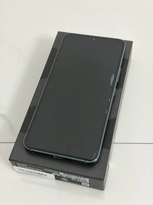 Продам Samsung s22
