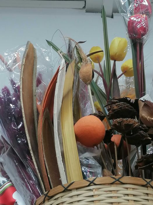 Сухи цветя за аранжировки