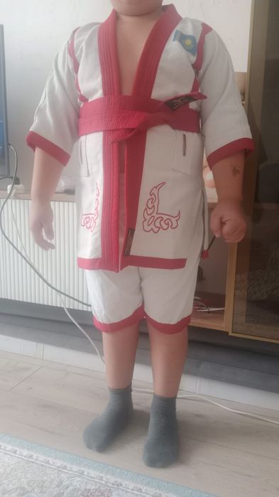 Срочно продам кимоно для дзюдо