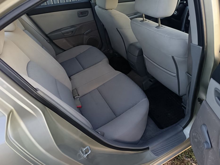 MAZDA 3 2006 — imagine 4