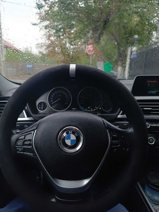 Volan sport cu comenzi ca nou BMW f30