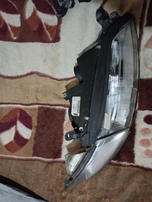 Фары  на Опель  Б до рестайлинг