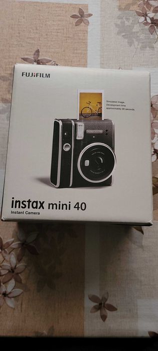 Camera Fujifilm Instax Mini 40 Black