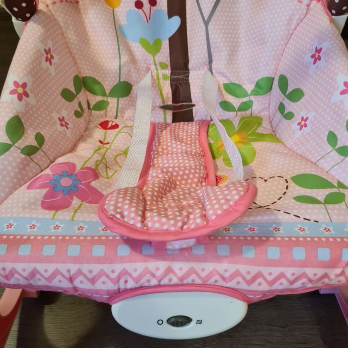 Шезлонг и люлка 2в1 със звук