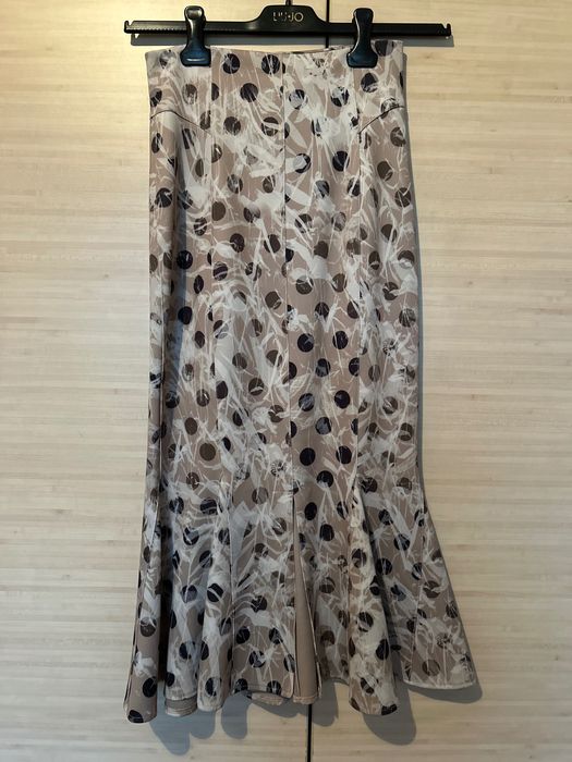 Секси пола и топ на Guess