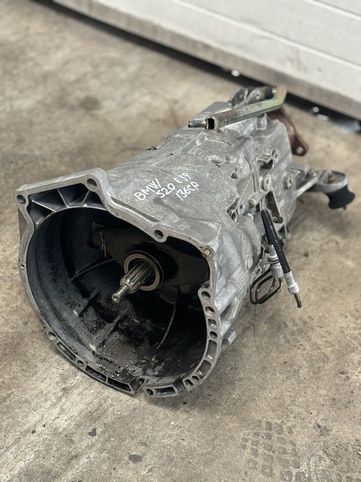 cutie viteze manuala bmw e39 sau e46 motor 2.0d cod 1053401146