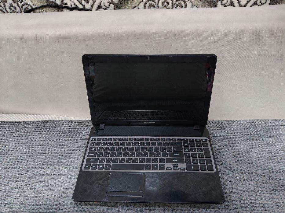 Ноутбук Packard bell (Acer)