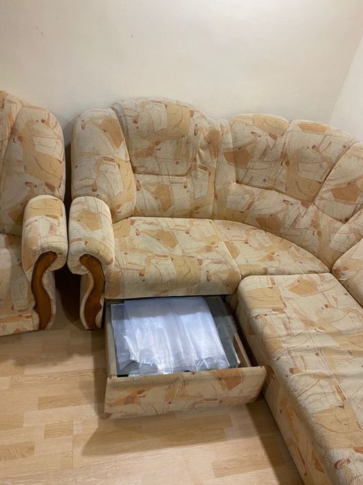 Продам диван кресло пуф