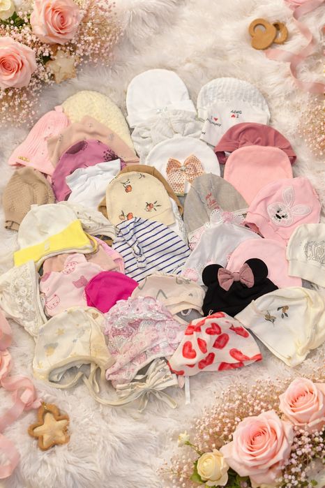 Очень много одежды для новорожденной