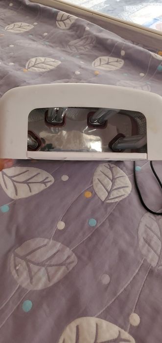 апарат для маникюра и лампа