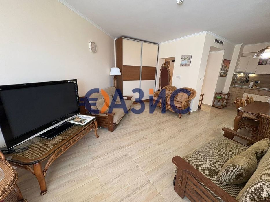 Продава се Двустаен апартамент в к.к. Слънчев бряг - 83 кв.м за 682 €/кв.м - Снимка #13