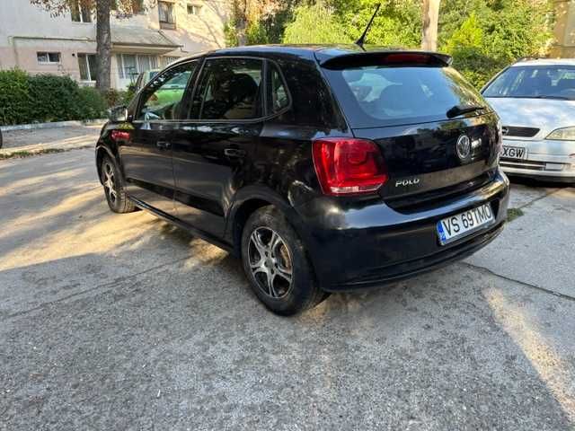 Volkswagen Polo 2014 benzină, 5.067 € — imagine 4