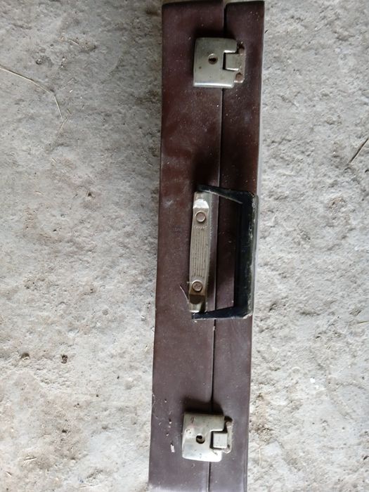 Продавам старо дипломатическо куфарче