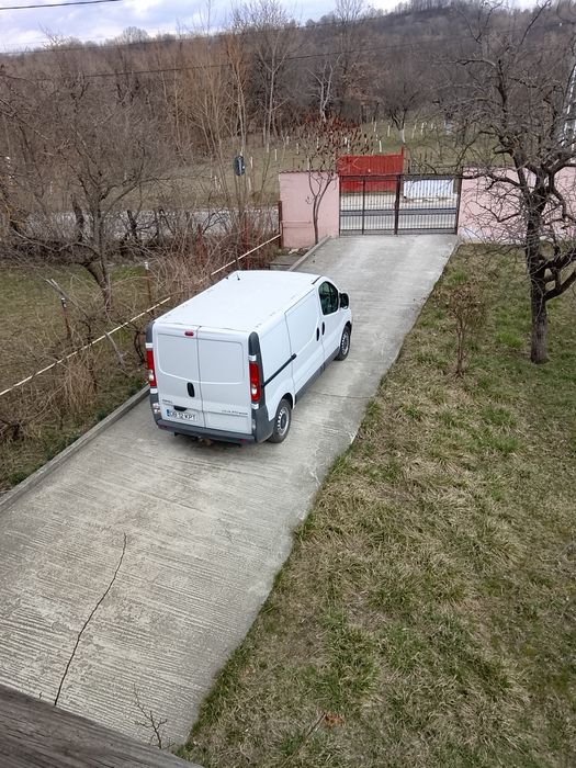 Vând casa comuna Buciumeni