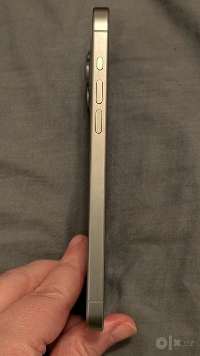 iPhone 15 Pro Max titan 256GB