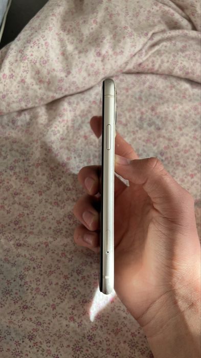 Iphone 11/64 white