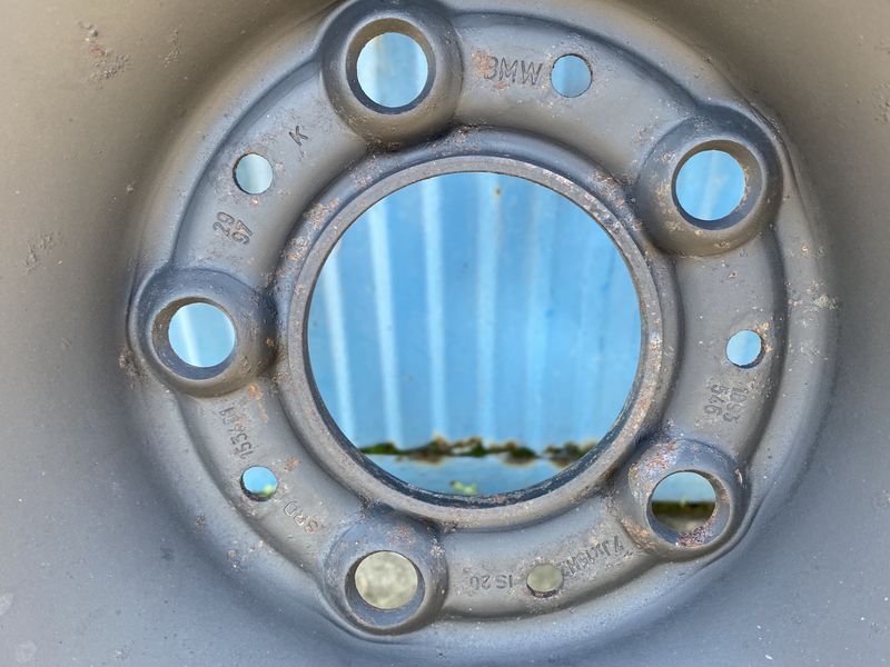 205/60/15 - Джанти БМВ 5х120мм, среда 73,6мм - Оферта 291