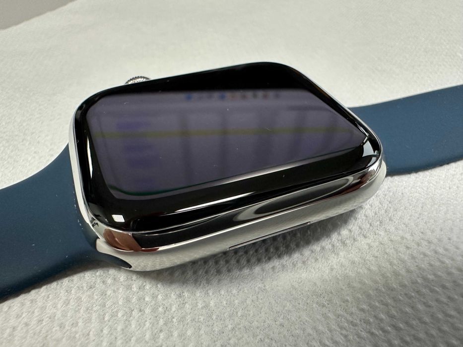 APPLE Watch Series 9, GPS + Cellular, 45mm Silver Stainless Steel Case