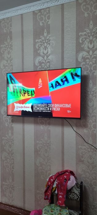 Продам телевизор смарт 43.почти новый.
